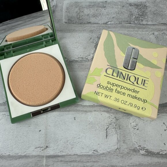 Clinique Other - Clinique Superpowder Double Face Makeup 02 Matte Beige Full Size 35oz New